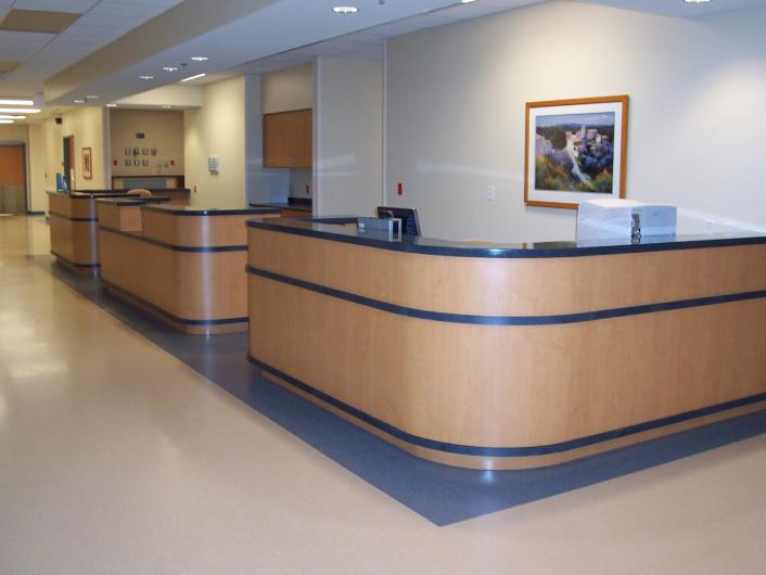 Gabinetes y laminados morales-Carpintería residencial en SOLEDAD DE